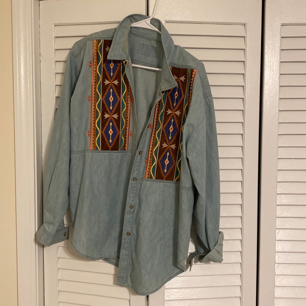 Vintage embroidered shirt